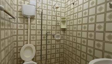 WhatsApp Image 2025-10-08 at 08.12.09 2.jpeg